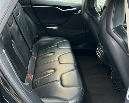 Черный Тесла Модель С, объемом двигателя 0 л и пробегом 305 тыс. км за 9500 $, фото 30 на Automoto.ua