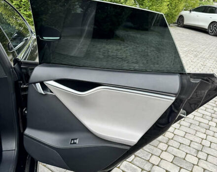 Черный Тесла Модель С, объемом двигателя 0 л и пробегом 222 тыс. км за 19900 $, фото 24 на Automoto.ua