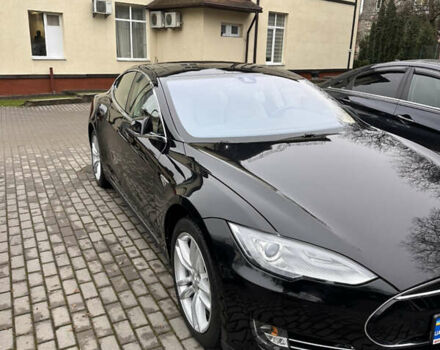 Черный Тесла Модель С, объемом двигателя 0 л и пробегом 66 тыс. км за 18000 $, фото 2 на Automoto.ua
