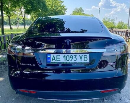 Черный Тесла Модель С, объемом двигателя 0 л и пробегом 96 тыс. км за 17800 $, фото 2 на Automoto.ua