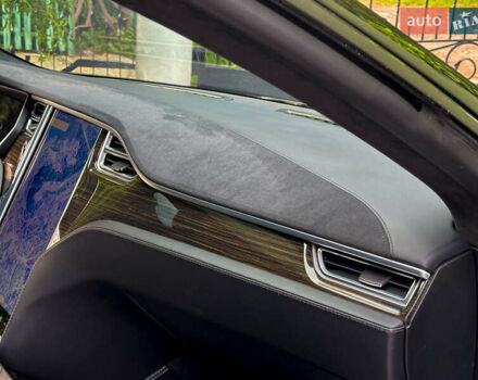 Черный Тесла Модель С, объемом двигателя 0 л и пробегом 200 тыс. км за 15000 $, фото 27 на Automoto.ua