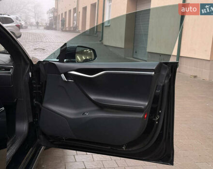 Черный Тесла Модель С, объемом двигателя 0 л и пробегом 167 тыс. км за 19000 $, фото 13 на Automoto.ua