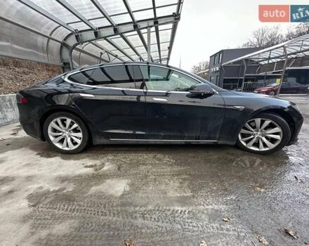 Черный Тесла Модель С, объемом двигателя 0 л и пробегом 209 тыс. км за 14290 $, фото 3 на Automoto.ua