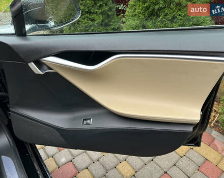 Черный Тесла Модель С, объемом двигателя 0 л и пробегом 250 тыс. км за 12700 $, фото 19 на Automoto.ua