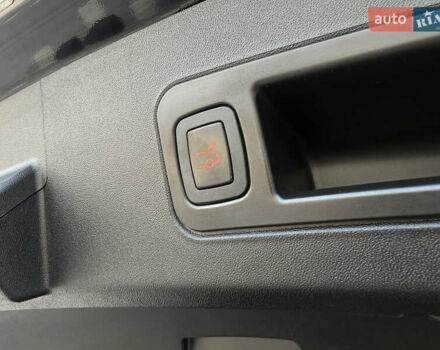 Чорний Тесла Модель С, об'ємом двигуна 0 л та пробігом 183 тис. км за 13950 $, фото 38 на Automoto.ua