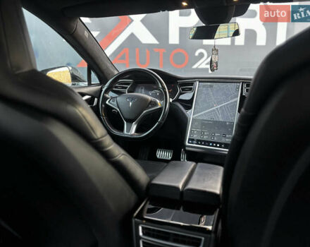 Черный Тесла Модель С, объемом двигателя 0 л и пробегом 182 тыс. км за 14990 $, фото 14 на Automoto.ua