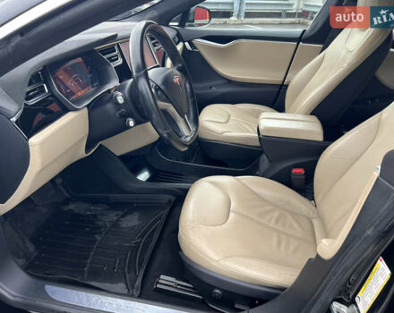 Чорний Тесла Модель С, об'ємом двигуна 0 л та пробігом 275 тис. км за 14000 $, фото 17 на Automoto.ua