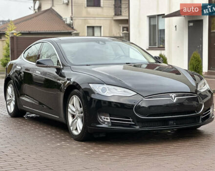 Черный Тесла Модель С, объемом двигателя 0 л и пробегом 193 тыс. км за 15300 $, фото 4 на Automoto.ua
