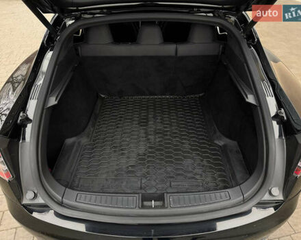 Черный Тесла Модель С, объемом двигателя 0 л и пробегом 167 тыс. км за 19000 $, фото 15 на Automoto.ua