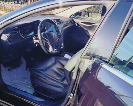 Черный Тесла Модель С, объемом двигателя 0 л и пробегом 104 тыс. км за 22000 $, фото 7 на Automoto.ua