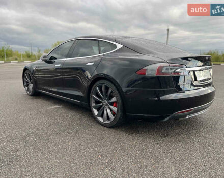 Черный Тесла Модель С, объемом двигателя 0 л и пробегом 99 тыс. км за 19500 $, фото 41 на Automoto.ua