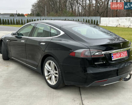 Черный Тесла Модель С, объемом двигателя 0 л и пробегом 305 тыс. км за 9500 $, фото 5 на Automoto.ua