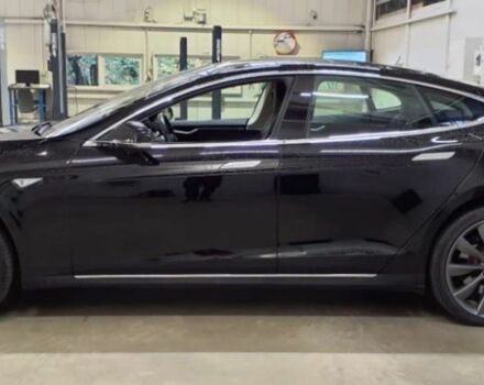Чорний Тесла Модель С, об'ємом двигуна 0 л та пробігом 61 тис. км за 13800 $, фото 2 на Automoto.ua