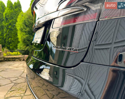 Черный Тесла Модель С, объемом двигателя 0 л и пробегом 200 тыс. км за 15000 $, фото 3 на Automoto.ua