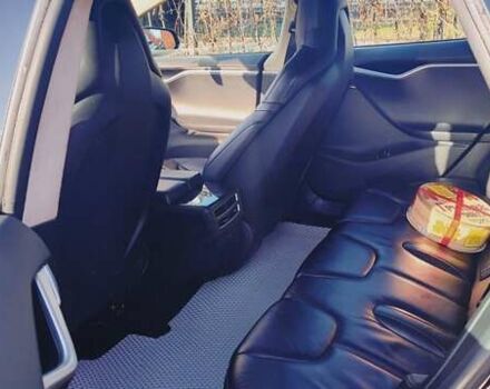 Черный Тесла Модель С, объемом двигателя 0 л и пробегом 104 тыс. км за 22000 $, фото 8 на Automoto.ua