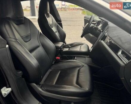 Чорний Тесла Модель С, об'ємом двигуна 0 л та пробігом 250 тис. км за 13900 $, фото 5 на Automoto.ua