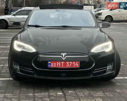 Черный Тесла Модель С, объемом двигателя 0 л и пробегом 197 тыс. км за 13999 $, фото 1 на Automoto.ua