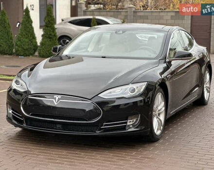 Черный Тесла Модель С, объемом двигателя 0 л и пробегом 193 тыс. км за 15300 $, фото 1 на Automoto.ua