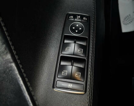 Черный Тесла Модель С, объемом двигателя 0 л и пробегом 182 тыс. км за 15400 $, фото 25 на Automoto.ua