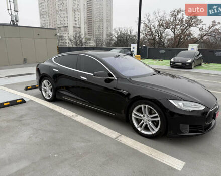 Чорний Тесла Модель С, об'ємом двигуна 0 л та пробігом 225 тис. км за 13500 $, фото 12 на Automoto.ua