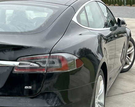 Черный Тесла Модель С, объемом двигателя 0 л и пробегом 305 тыс. км за 9500 $, фото 9 на Automoto.ua