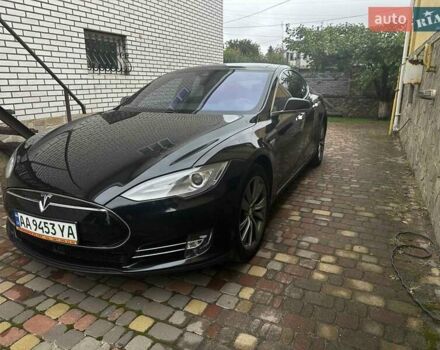 Черный Тесла Модель С, объемом двигателя 0 л и пробегом 34 тыс. км за 25900 $, фото 2 на Automoto.ua