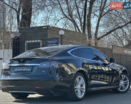 Чорний Тесла Модель С, об'ємом двигуна 0 л та пробігом 105 тис. км за 16699 $, фото 5 на Automoto.ua