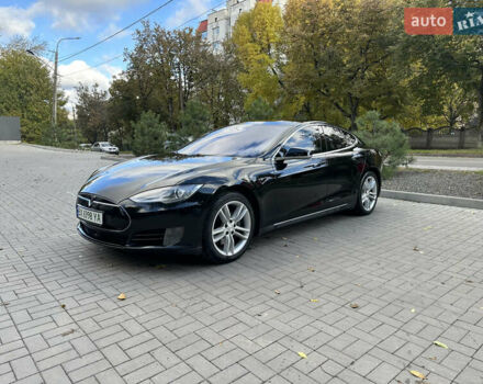 Черный Тесла Модель С, объемом двигателя 0 л и пробегом 182 тыс. км за 17600 $, фото 3 на Automoto.ua