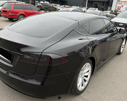 Чорний Тесла Модель С, об'ємом двигуна 0 л та пробігом 125 тис. км за 21000 $, фото 16 на Automoto.ua