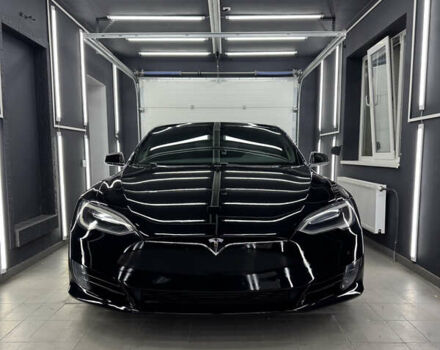 Черный Тесла Модель С, объемом двигателя 0 л и пробегом 147 тыс. км за 17600 $, фото 3 на Automoto.ua