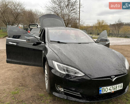Тесла Модель С 2016 в Тернополе на Automoto.ua Черный Тесла Модель С, объемом двигателя 0 л и пробегом 131 тыс. км за 22500 $, фото 3 на Automoto.ua