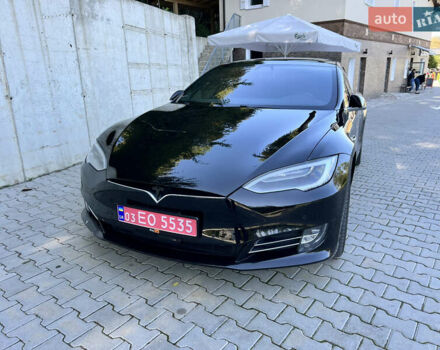 Черный Тесла Модель С, объемом двигателя 0 л и пробегом 222 тыс. км за 15800 $, фото 1 на Automoto.ua