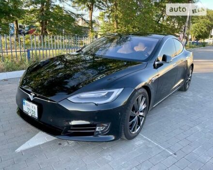 Черный Тесла Модель С, объемом двигателя 0 л и пробегом 175 тыс. км за 15900 $, фото 1 на Automoto.ua