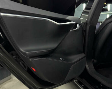 Черный Тесла Модель С, объемом двигателя 0 л и пробегом 147 тыс. км за 17600 $, фото 19 на Automoto.ua