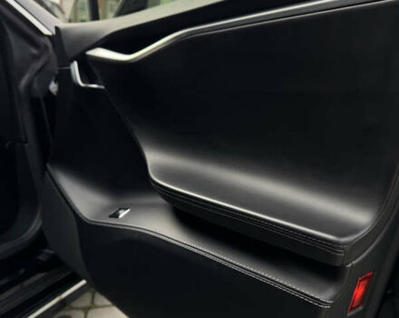 Черный Тесла Модель С, объемом двигателя 0 л и пробегом 147 тыс. км за 17600 $, фото 54 на Automoto.ua