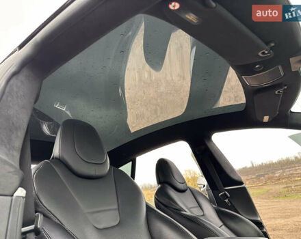 Тесла Модель С 2016 в Тернополе на Automoto.ua Черный Тесла Модель С, объемом двигателя 0 л и пробегом 131 тыс. км за 22500 $, фото 5 на Automoto.ua