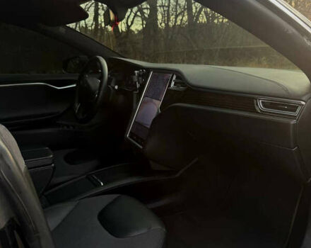 Чорний Тесла Модель С, об'ємом двигуна 0 л та пробігом 148 тис. км за 16500 $, фото 5 на Automoto.ua