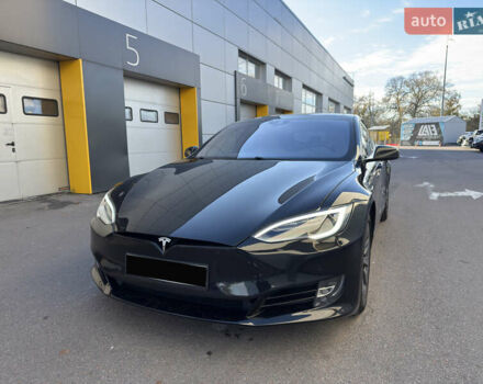 Тесла Модель С 2016 у Києві на Automoto.ua Чорний Тесла Модель С, об'ємом двигуна 0 л та пробігом 120 тис. км за 22000 $, фото 3 на Automoto.ua