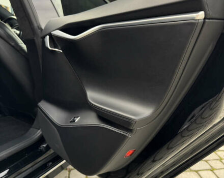 Черный Тесла Модель С, объемом двигателя 0 л и пробегом 147 тыс. км за 17600 $, фото 46 на Automoto.ua