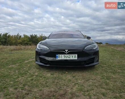 Черный Тесла Модель С, объемом двигателя 0 л и пробегом 145 тыс. км за 20500 $, фото 2 на Automoto.ua