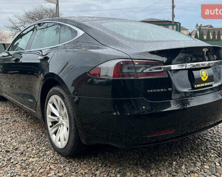Черный Тесла Модель С, объемом двигателя 0 л и пробегом 152 тыс. км за 18900 $, фото 5 на Automoto.ua