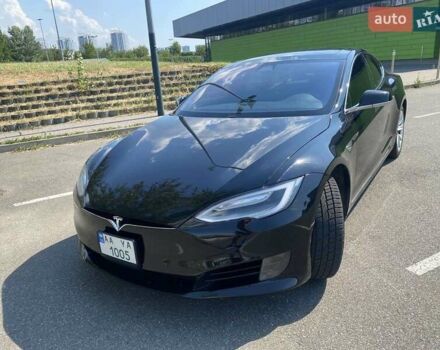 Черный Тесла Модель С, объемом двигателя 0 л и пробегом 119 тыс. км за 15800 $, фото 35 на Automoto.ua