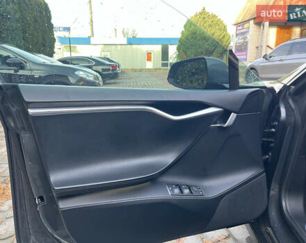 Чорний Тесла Модель С, об'ємом двигуна 0 л та пробігом 200 тис. км за 15500 $, фото 11 на Automoto.ua