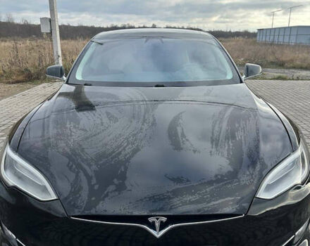 Черный Тесла Модель С, объемом двигателя 0 л и пробегом 250 тыс. км за 15800 $, фото 2 на Automoto.ua
