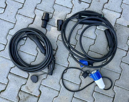 Черный Тесла Модель С, объемом двигателя 0 л и пробегом 222 тыс. км за 15800 $, фото 7 на Automoto.ua