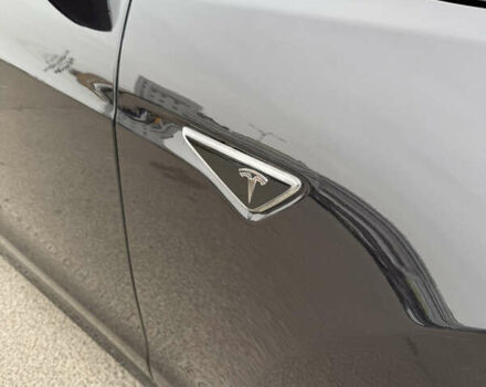 Чорний Тесла Модель С, об'ємом двигуна 0 л та пробігом 125 тис. км за 21000 $, фото 6 на Automoto.ua