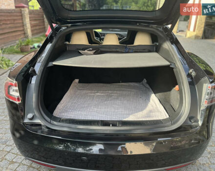 Черный Тесла Модель С, объемом двигателя 0 л и пробегом 258 тыс. км за 18000 $, фото 15 на Automoto.ua