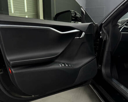 Черный Тесла Модель С, объемом двигателя 0 л и пробегом 147 тыс. км за 17600 $, фото 22 на Automoto.ua