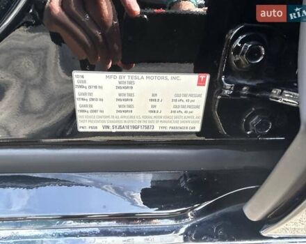 Черный Тесла Модель С, объемом двигателя 0 л и пробегом 72 тыс. км за 19500 $, фото 13 на Automoto.ua