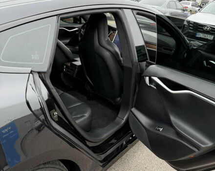 Чорний Тесла Модель С, об'ємом двигуна 0 л та пробігом 125 тис. км за 21000 $, фото 9 на Automoto.ua